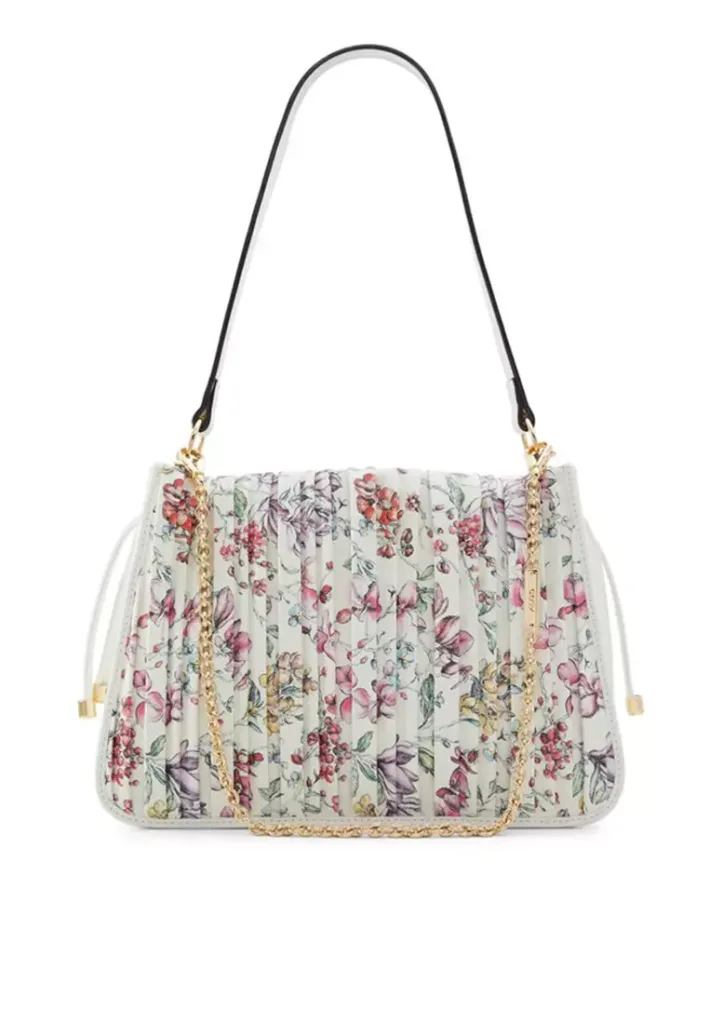 larae Shoulder Bag