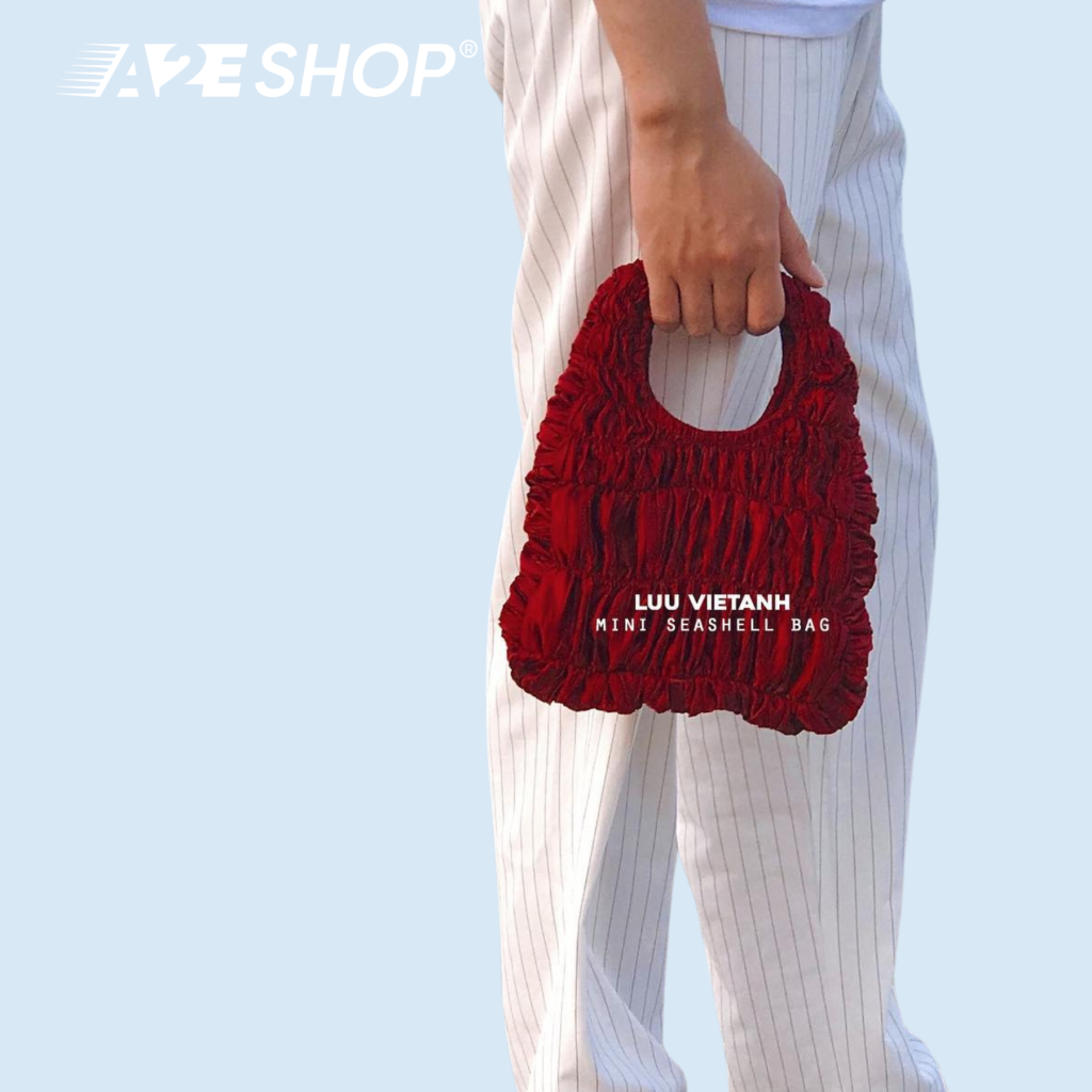 Luu Viet Anh’s Seashell Bag: Add a Splash of Color to Your Lunar New year Look